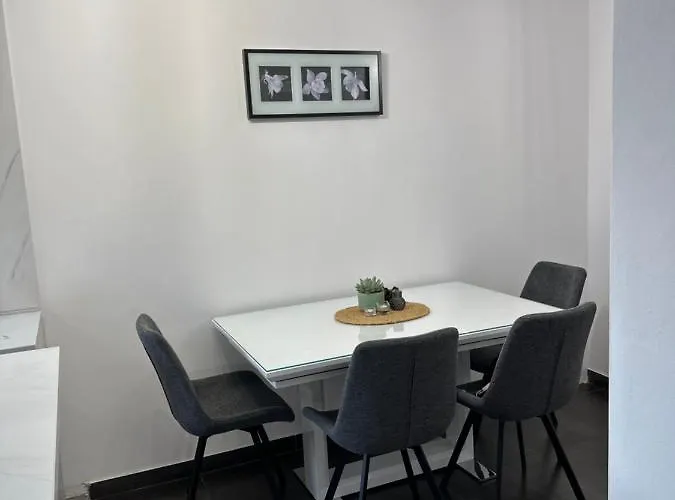 Bili Brig Lägenhet *