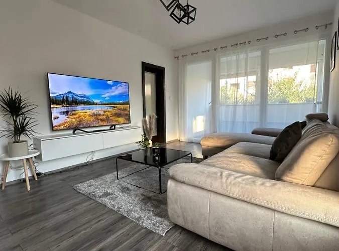 Bili Brig Lägenhet *